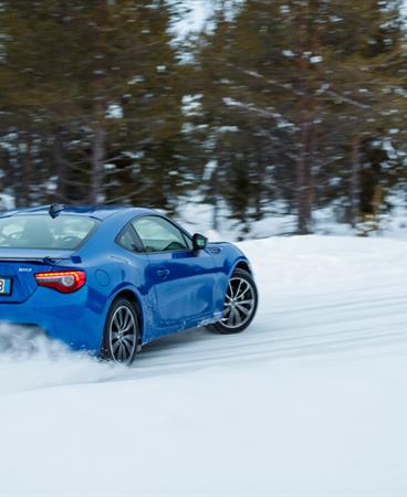 SUBARU-BRZ-lr-30